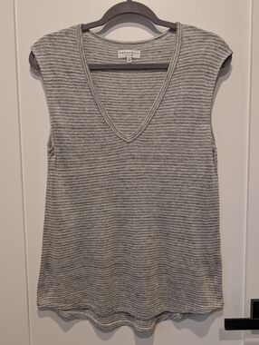 Aritizia Community Sleeveless V-Neck Stripe Tank Top